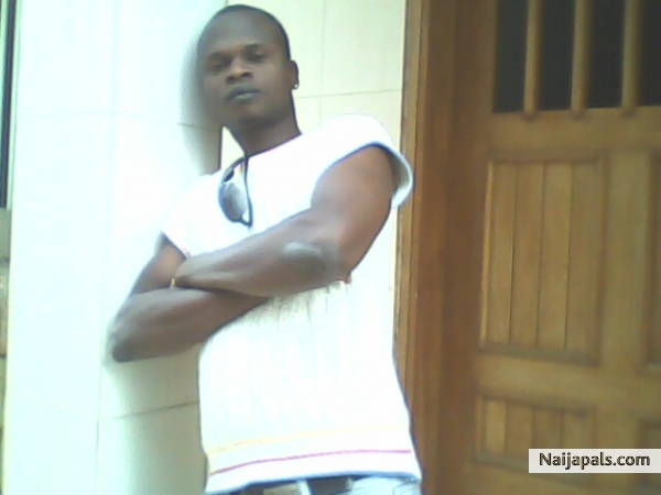 Am a lovely guy - click for next photo