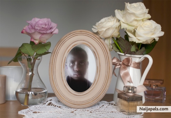  - click for next photo
