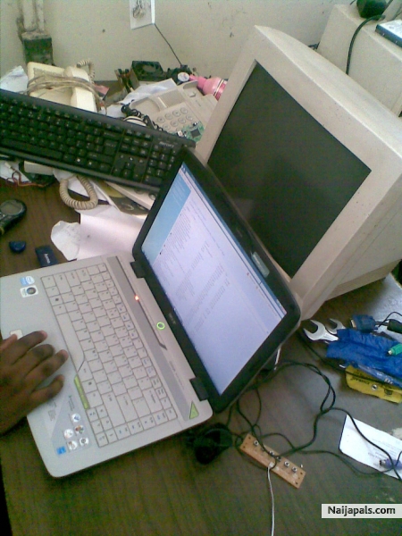 My laps computer - click for next photo