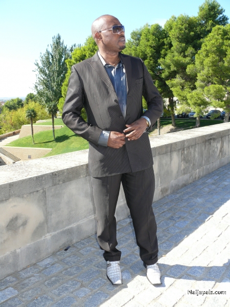  - click for next photo
