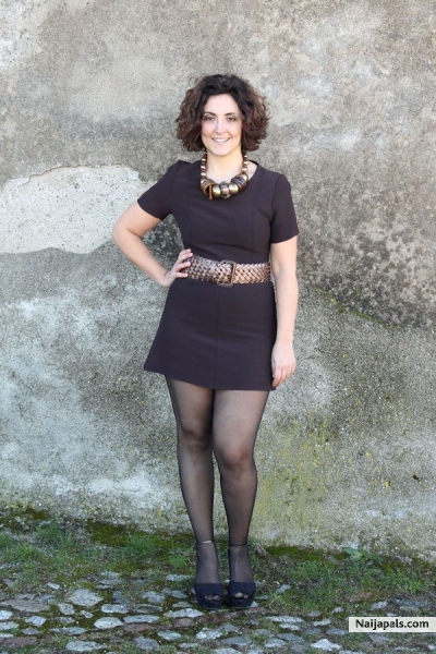 sexy legs - click for next photo