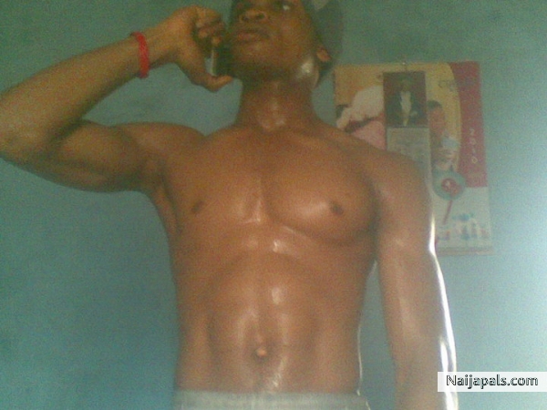 Hot boy - click for next photo