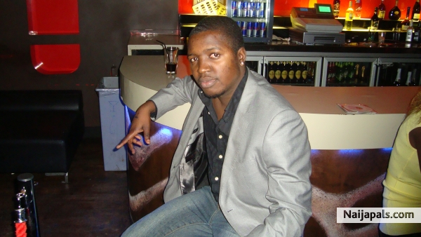  - click for next photo