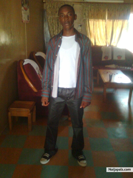  - click for next photo