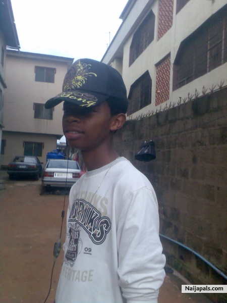  - click for next photo