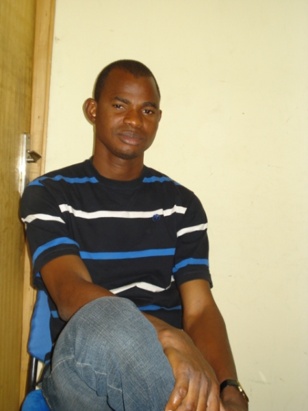 Cool Guy, Working in an oil & Gas servicing company based in Lagos - click for next photo