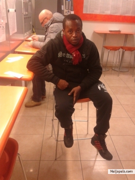  - click for next photo