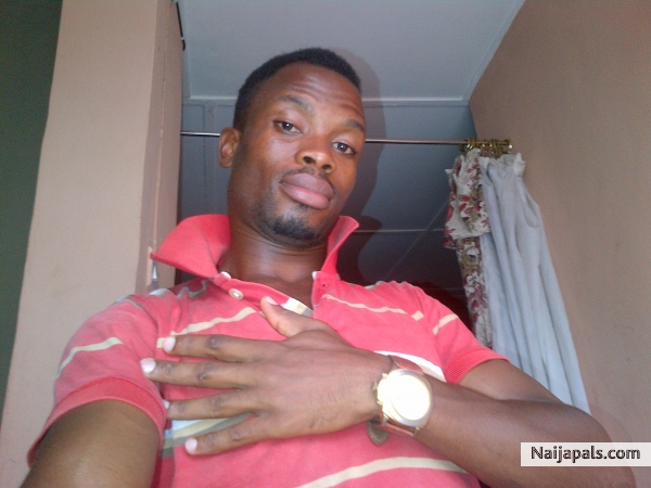 Dats me - click for next photo