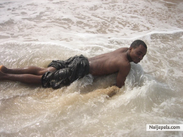  - click for next photo