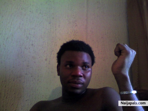 my laptop cam. - click for next photo