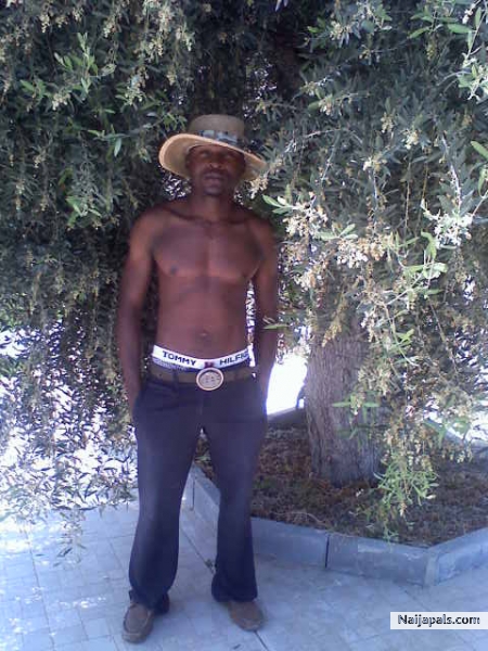  - click for next photo