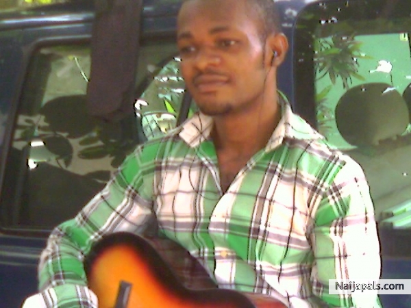  - click for next photo