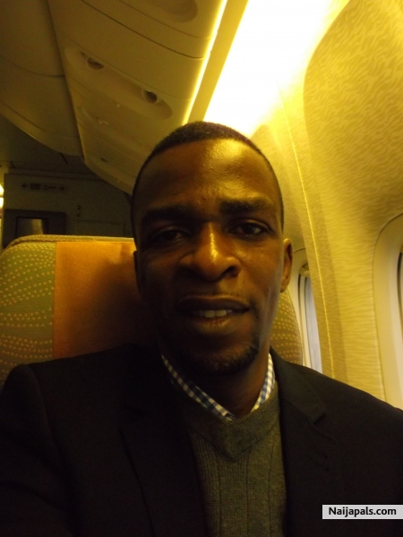 Me on Emirates from Dubai - click for next photo
