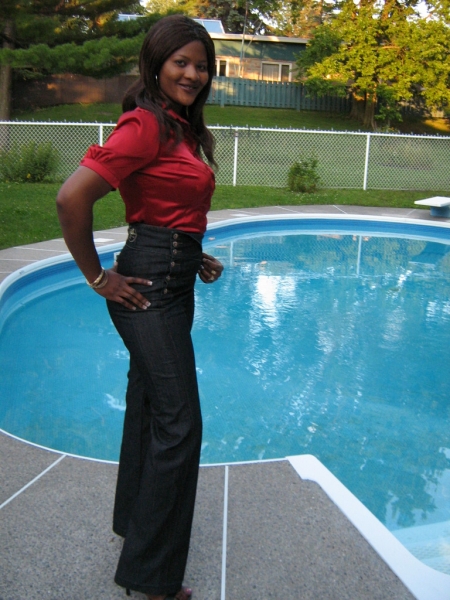  - click for next photo