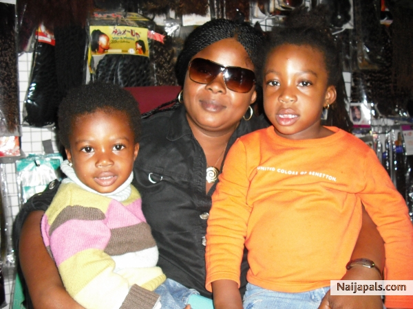 my uncle wife n kids - click for next photo