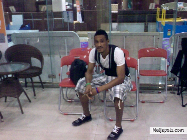  - click for next photo