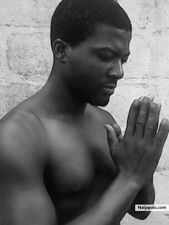 HIP HOP RAPPER FROM CAMEROON - click for next photo