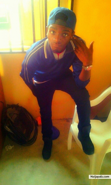 it'z ur boi lil smile (a.k.a -mr_Toy - click for next photo