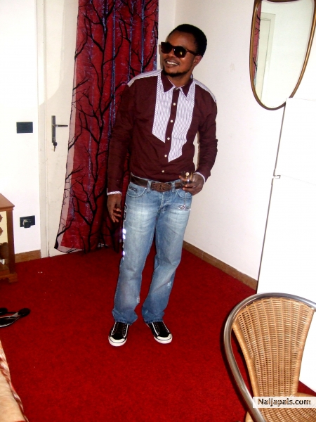  - click for next photo