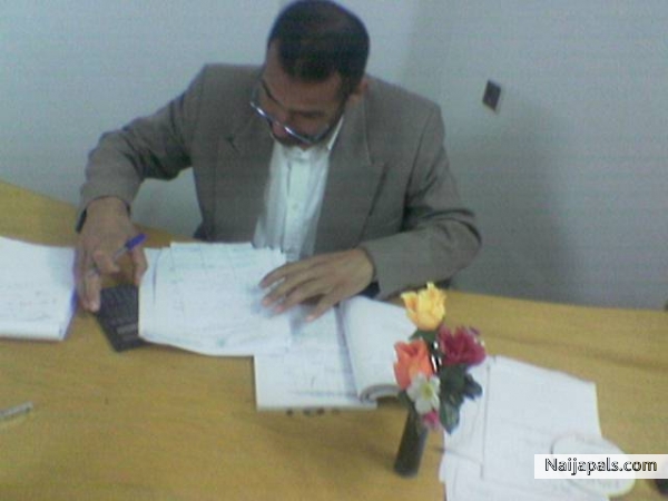 manager - click for next photo
