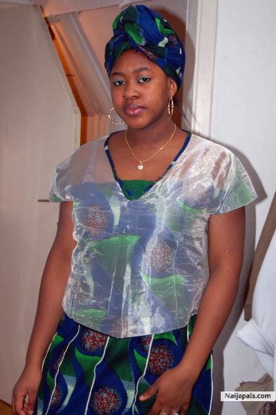  - click for next photo