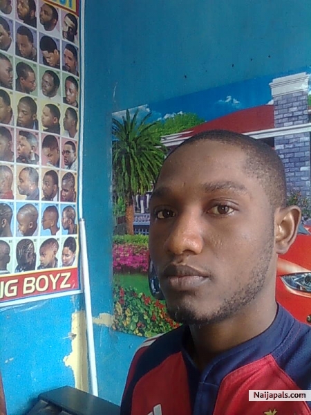 Sexyboy - click for next photo