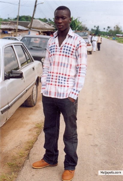  - click for next photo