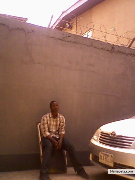 If love were silver and gold it will be difficult and expensive to get.thats ma love 4U. - click for next photo