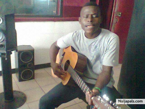  - click for next photo