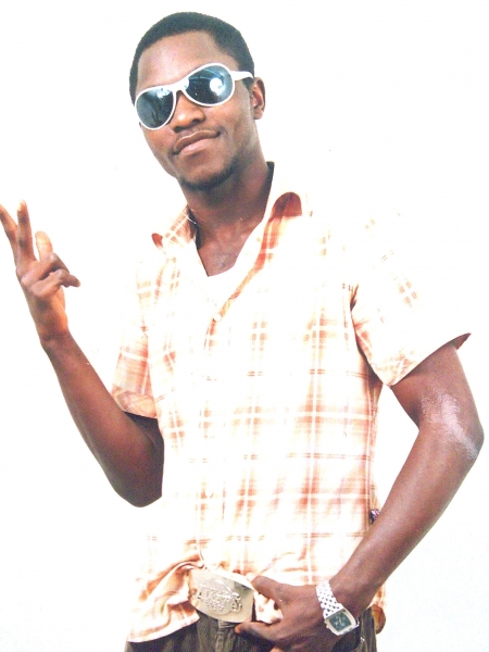  - click for next photo