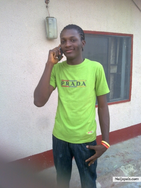 Chilln @ hme - click for next photo