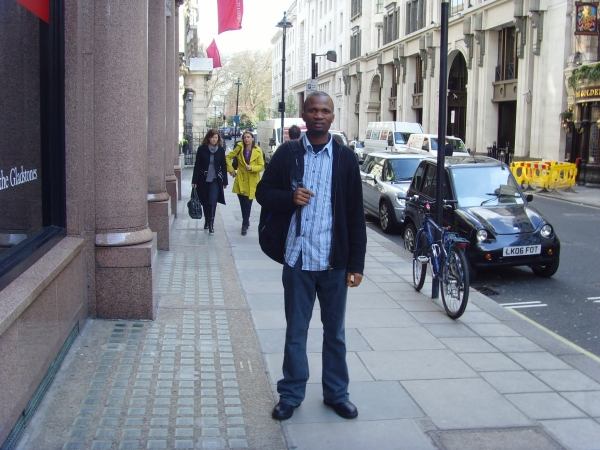  - click for next photo