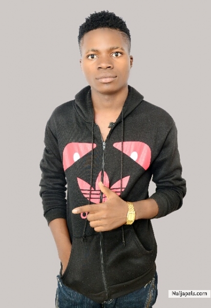 Lil pell the rap lord - click for next photo