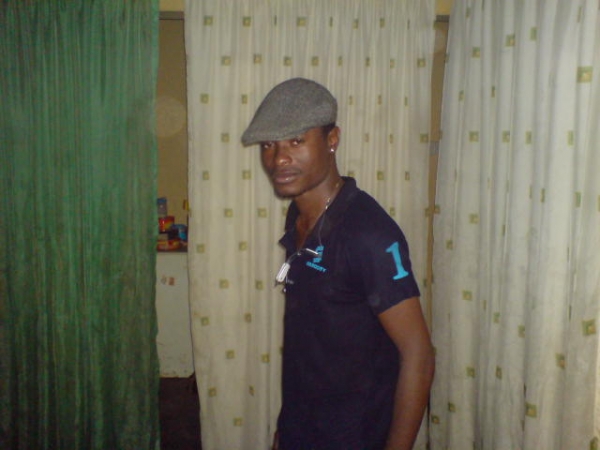  - click for next photo