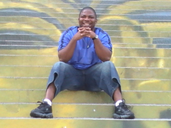  - click for next photo
