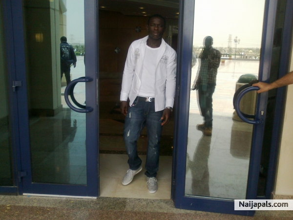 - click for next photo