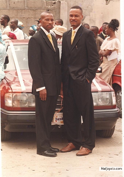 me.. n..frn..MIB - click for next photo