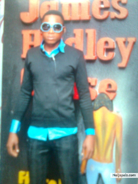  - click for next photo
