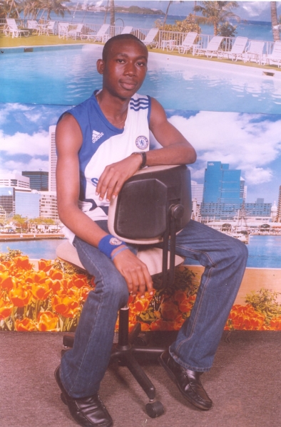 It' s me . . . kini big deal? - click for next photo
