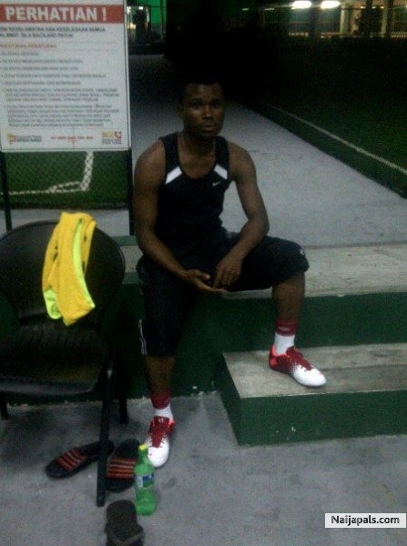  - click for next photo
