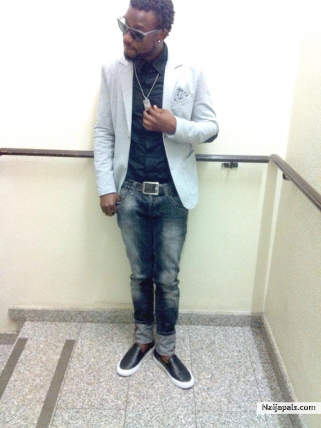  - click for next photo