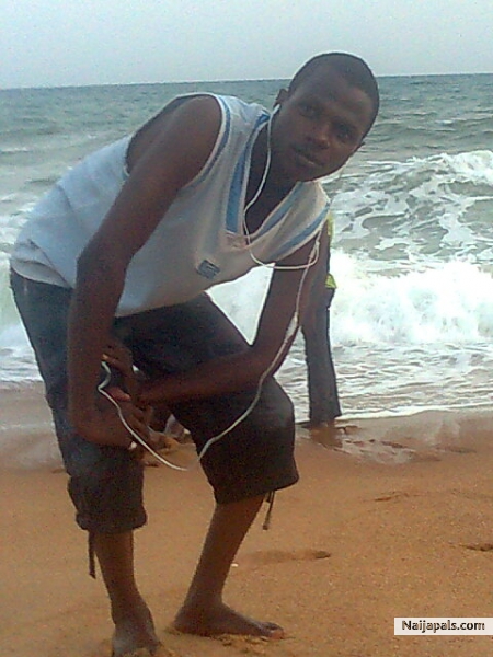  - click for next photo
