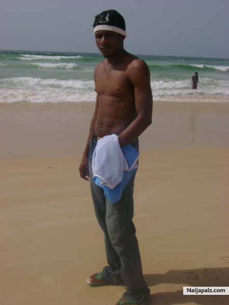  - click for next photo