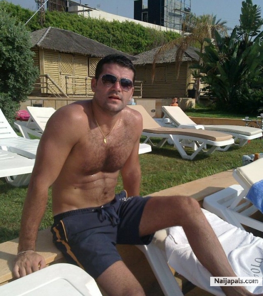  - click for next photo