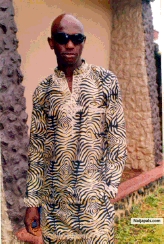  - click for next photo