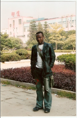  - click for next photo
