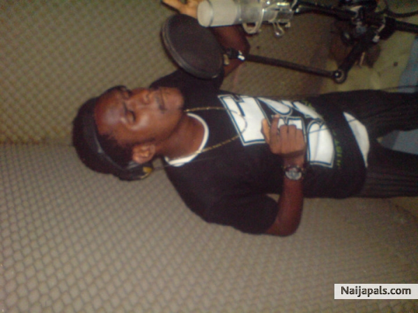 In The Studio again..Doing my Thing .. I just recorede another Bigger Hit ... U need to hear it .. - click for next photo