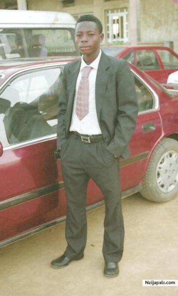  - click for next photo
