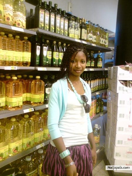 shoppin time - click for next photo