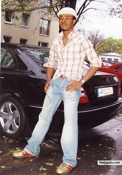  - click for next photo